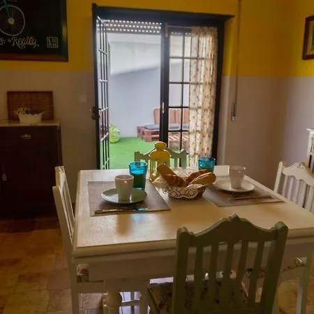 Offshore Rustic House Homestay szállás