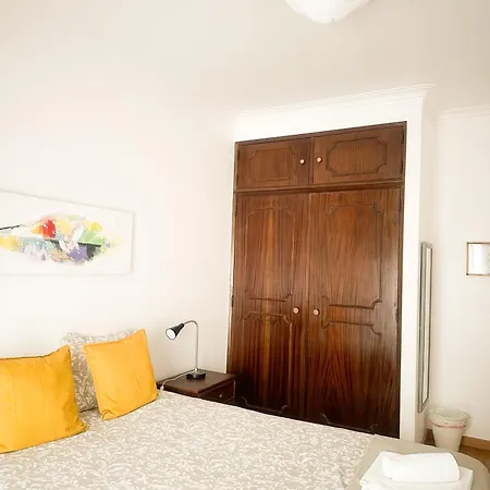 Offshore Rustic House Habitación en casa particular Peniche