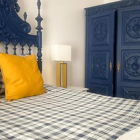 Offshore Rustic House