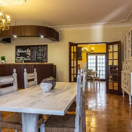 Quarto em Acomodações Particulares Offshore Rustic House *