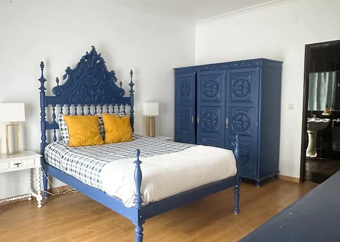 Offshore Rustic House Pansiyon Peniche