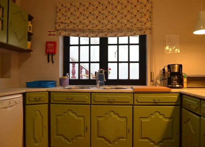 Offshore Rustic House Pansiyon Peniche